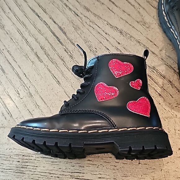 Black heart toddler boots size 9 - Picture 9 of 13